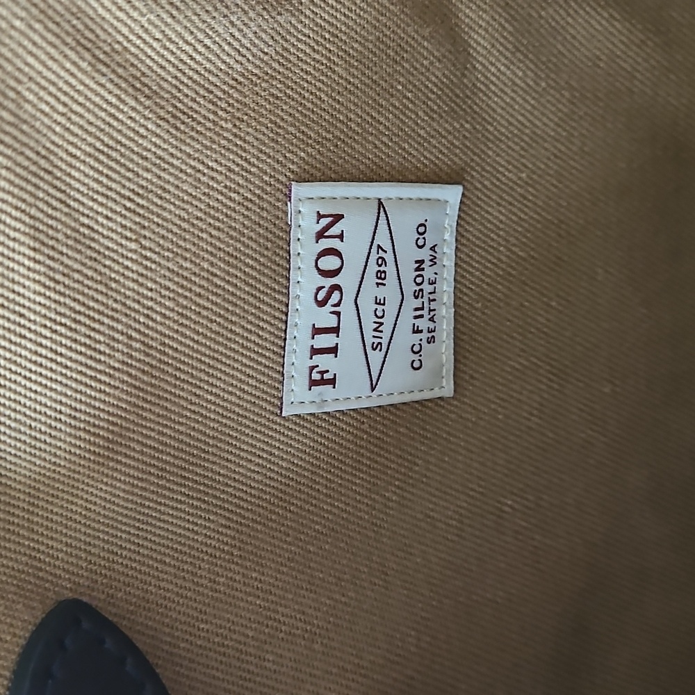 Filson Rugged Twill Zipper Tote Bag - Picture 3 of 14
